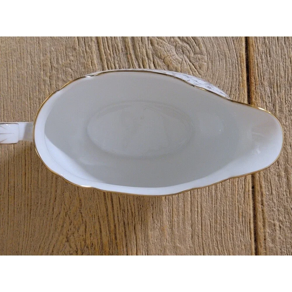 Noritake Asterbrook Gravy Boat / under plate, Relish / butter.